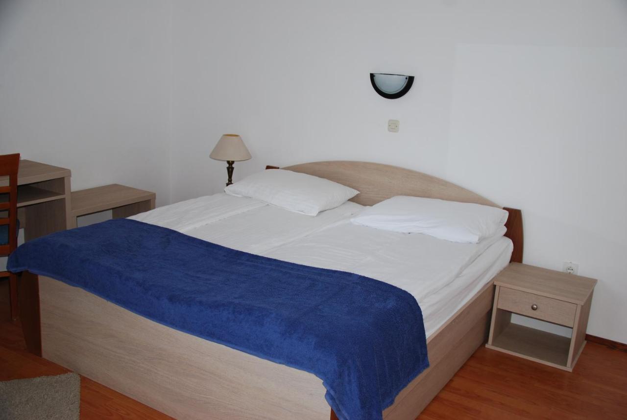 Apartmani Dragica-Prizemlje Kampor المظهر الخارجي الصورة